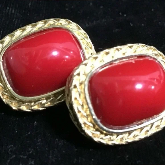 Givenchy Elegant Red and Gold Earrings - Picture 4 of 13